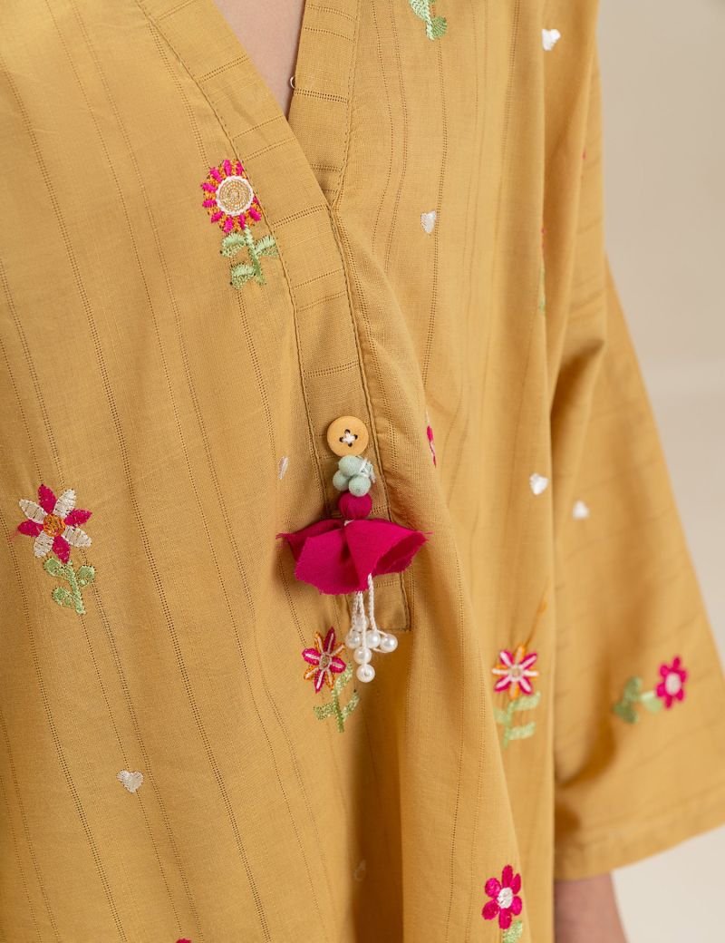 2 PIECE FLORAL EMBROIDERED SUIT - alternate view